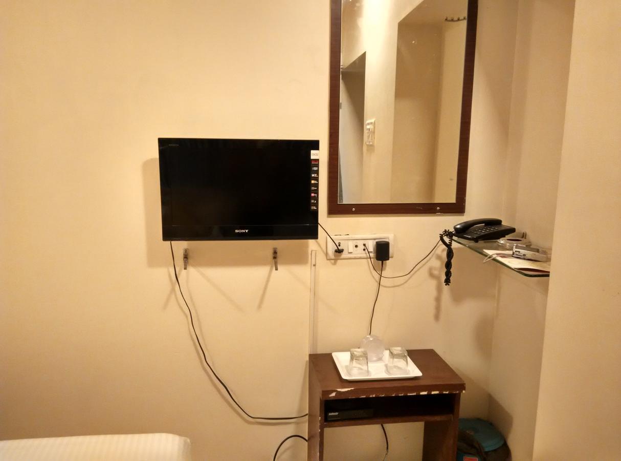 Hotel Silver Castle Mumbai Eksteriør bilde