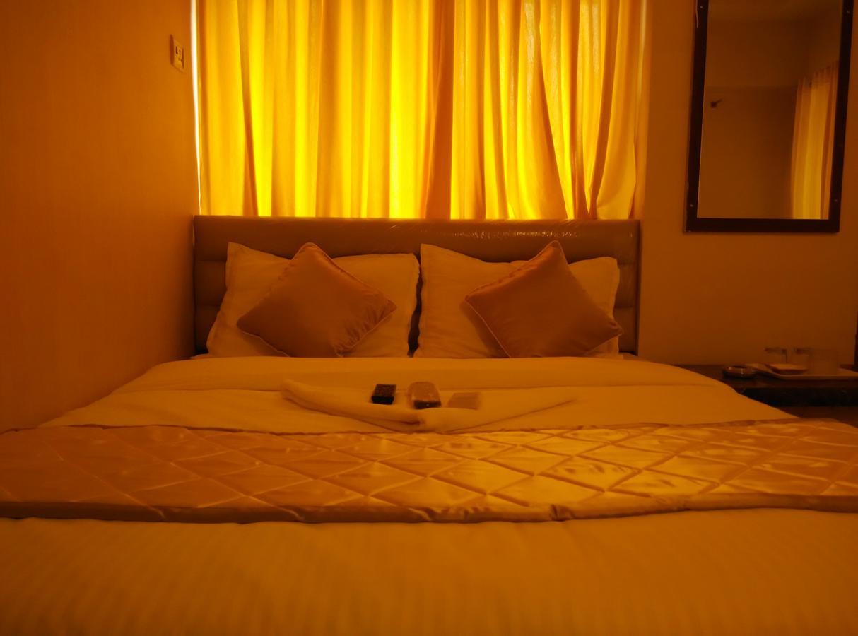 Hotel Silver Castle Mumbai Eksteriør bilde